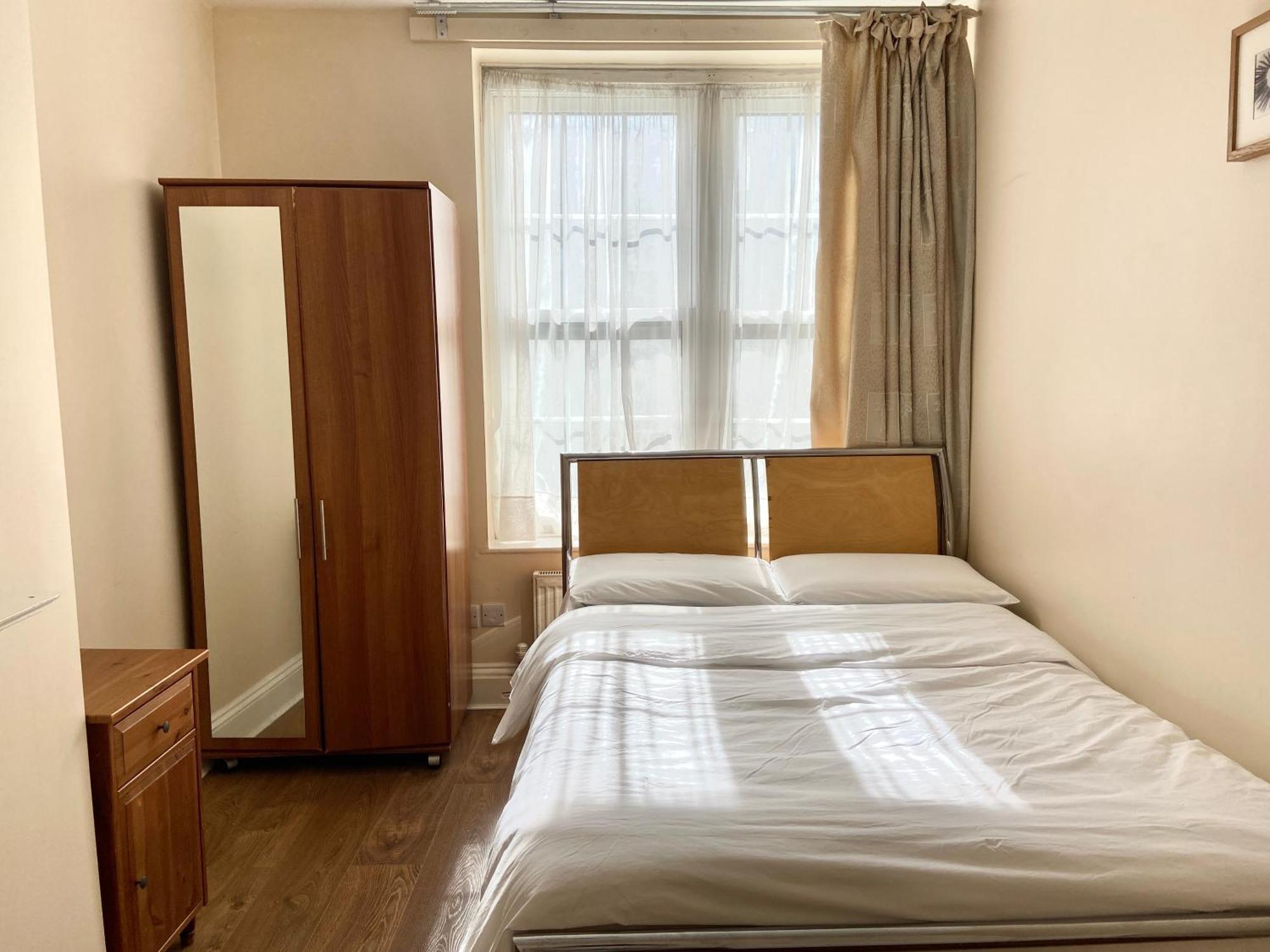Separate Rooms By The Thames Londra Dış mekan fotoğraf