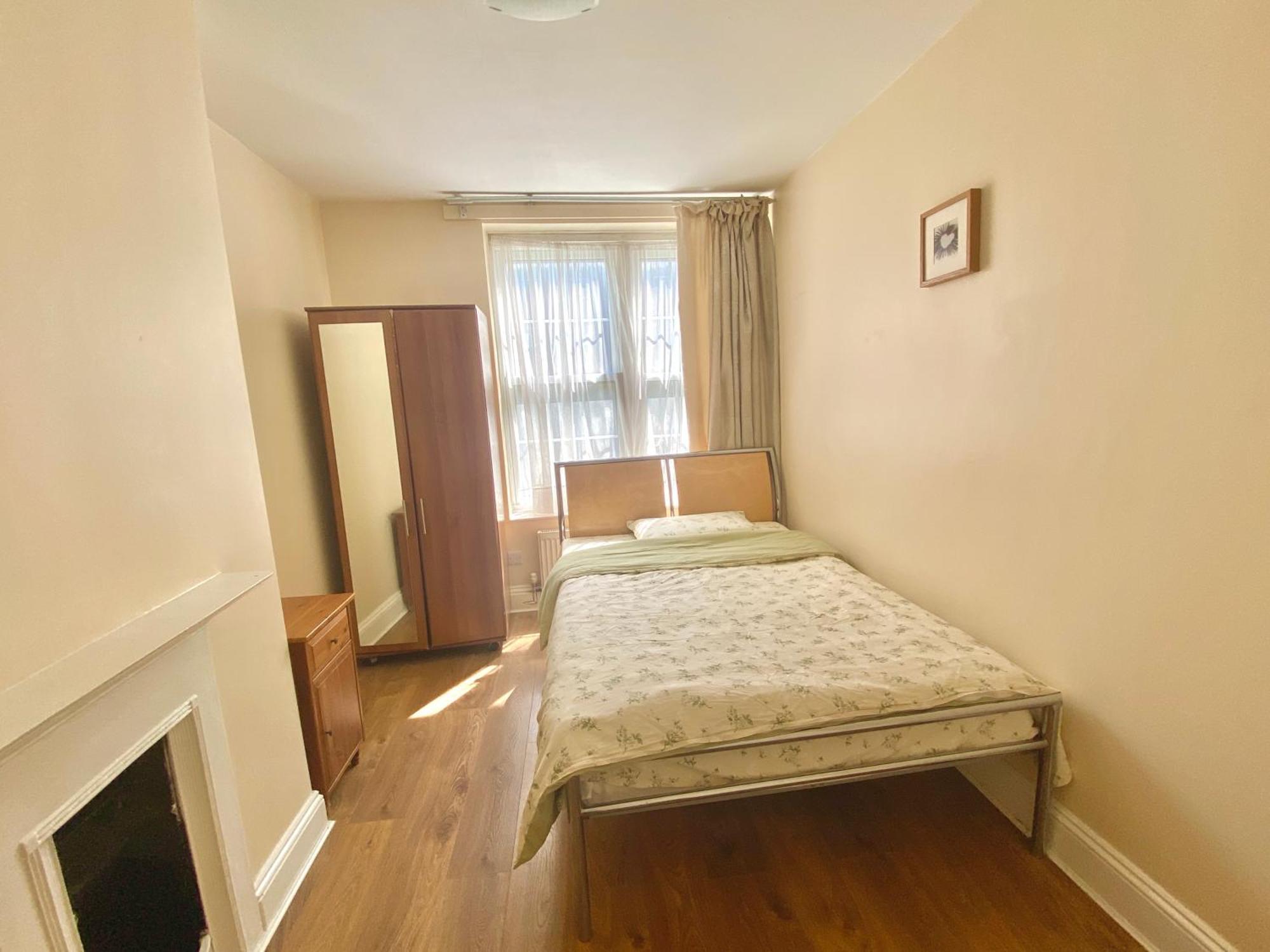Separate Rooms By The Thames Londra Dış mekan fotoğraf